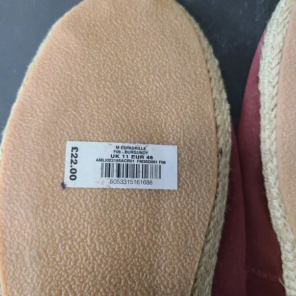 Slip-ons - Picture 6 of 8